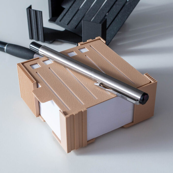 Organizer na karteczki 85x85 mm z szablonem - różne kolory - obrazek 5