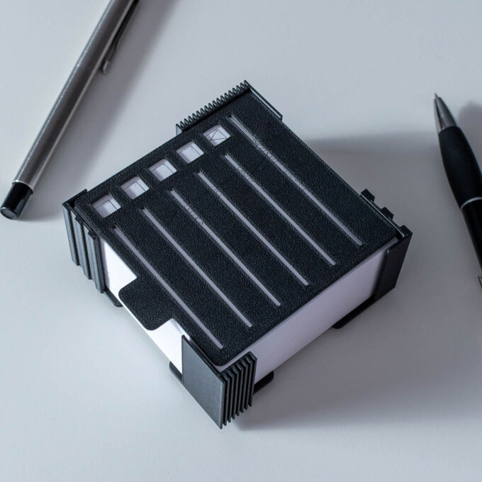 Organizer na karteczki 85x85 mm z szablonem - różne kolory - obrazek 7