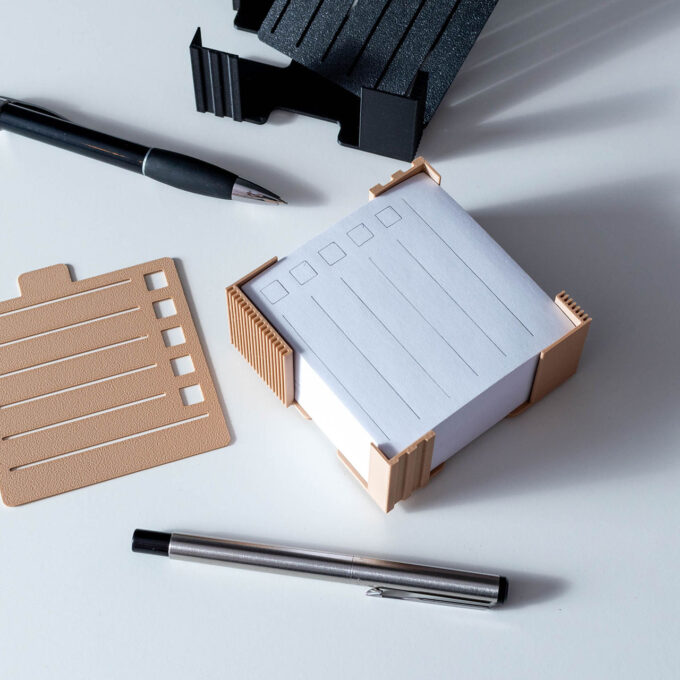 Organizer na karteczki 85x85 mm z szablonem - różne kolory - obrazek 8